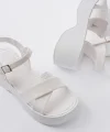 24414-1005 Beyaz Günlük Çapraz Dolgu Topuk Kadın Sandalet