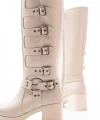 5109-3015 Bej Topuklu Fermuarlı Toka Aksesuarlı Günlük Kadın Çizme