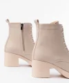 5109-3025 Bej Bağcıklı Fermuarlı Kalın Topuklu Günlük Kadın Bot