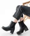 5109-3056 Siyah Lastikli Kalın Topuklu Günlük Kadın Bot