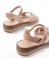 692-564 Bej Ortopedik Taban Çapraz Tokalı Kadın Sandalet