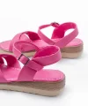 692-564 Fuşya Ortopedik Taban Çapraz Tokalı Kadın Sandalet