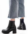 767-3020 Siyah Fermuarlı Kalın Topuklu Günlük Kadın Bot