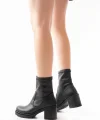 767-3040 Siyah Günlük Kalın Topuklu Kadın Bot