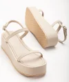 861-1027 Bej Dolgu Topuk Kadın Sandalet