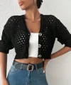 Büyük düğmeli delikli hırka siyah