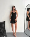 İnce çift askılı mini elbise