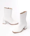 MSK-032 Beyaz Topuklu Fermuarlı Kadın Bot