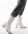 MSK-032 Beyaz Topuklu Fermuarlı Kadın Bot