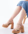 P-105 Nut Çapraz Kalın Topuklu Kadın Sandalet