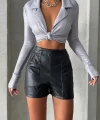 Parçalı cepli deri şort siyah w26312