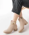 RM-504 Bej Süet Toka Aksesuarlı Topuklu Fermuarlı Günlük Kadın Bot