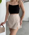 Tek yırtmajlı şort etek