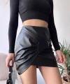 Tokalı deri etek siyah s240097