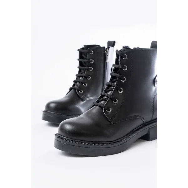 02-2003 Siyah Bağcıklı Fermuarlı Günlük Kadın Bot