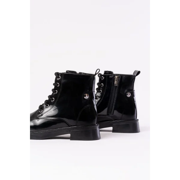 02-2003 Siyah Rugan Bağcıklı Fermuarlı Günlük Kadın Bot