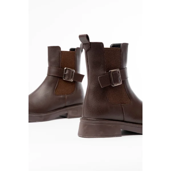 02-2004 Kahverengi Toka Aksesuarlı Lastikli Günlük Kadın Bot