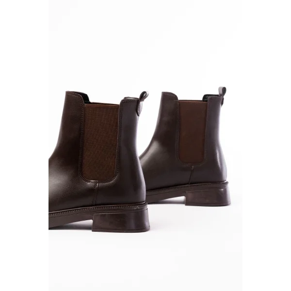 02-2137 Kahverengi Lastikli Günlük Kadın Bot