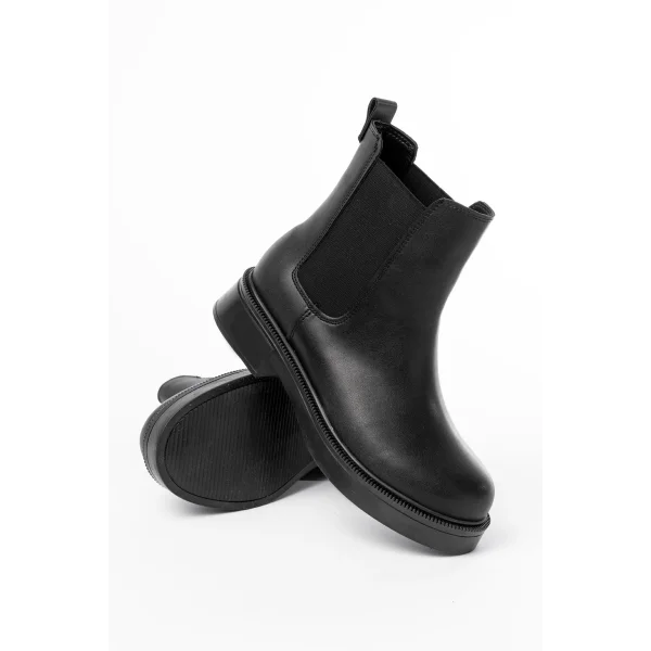 02-2137 Siyah Lastikli Günlük Kadın Bot