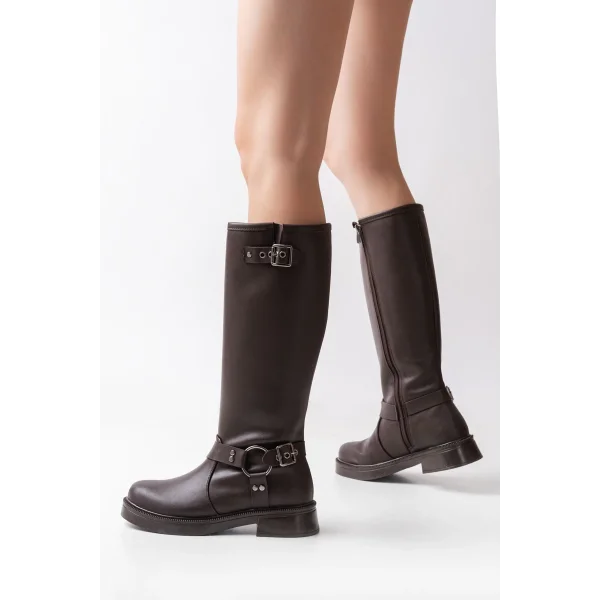 02-312 Kahverengi Toka Aksesuarlı Fermuarlı Günlük Kadın Çizme