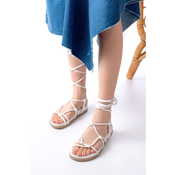 1001-1001 Beyaz Bilekten Bağcıklı Kadın Sandalet