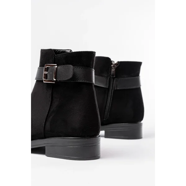 165-204/1 Siyah Süet Toka Aksesuarlı Fermuarlı Günlük Kadın Bot