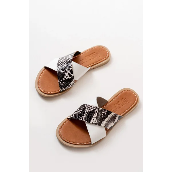 169-076 Beyaz Ortopedik Hakiki Deri Çapraz Bantlı Kadın Terlik