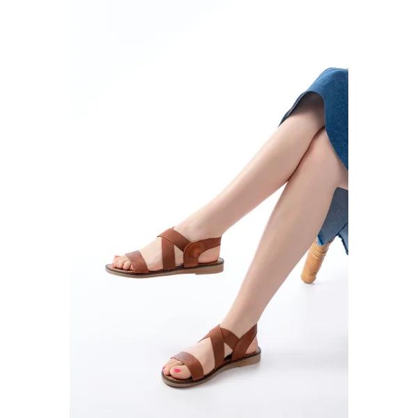 205-04 Taba Tek Bantlı Lastikli Hakiki Deri Ortopedik Taban Kadın Sandalet