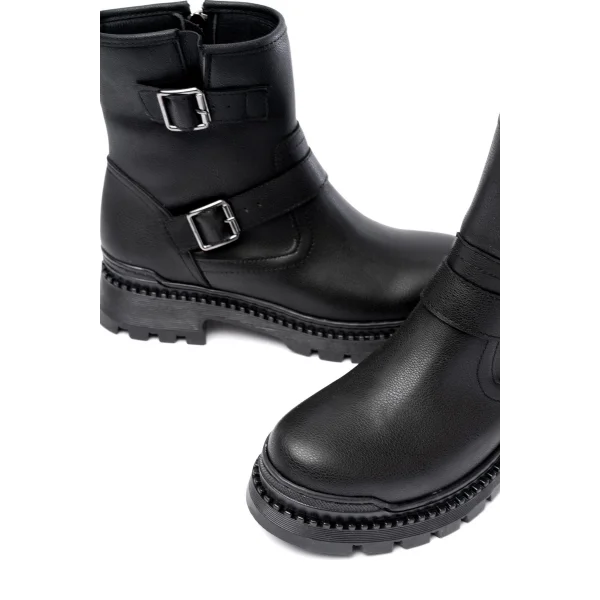 2051-2014 Siyah Tokalı Düz Topuklu Tokalı Fermuarlı Günlük Kadın Bot