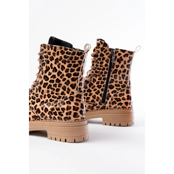 2121-356 Parlak Leopar Bağcıklı Fermuarlı Günlük Kadın Bot