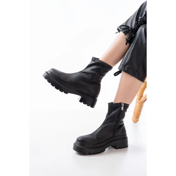 236-2011 Siyah Streç Fermuarlı Günlük Kadın Bot