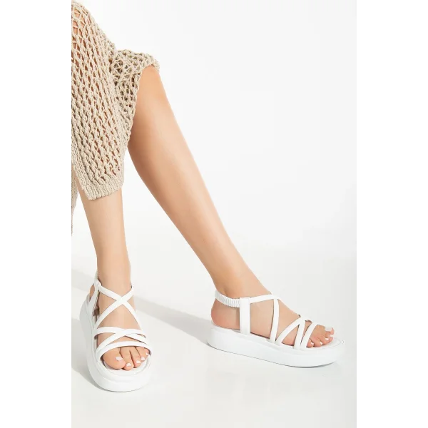 24413-841 Beyaz Dolgu Topuk Kadın Sandalet