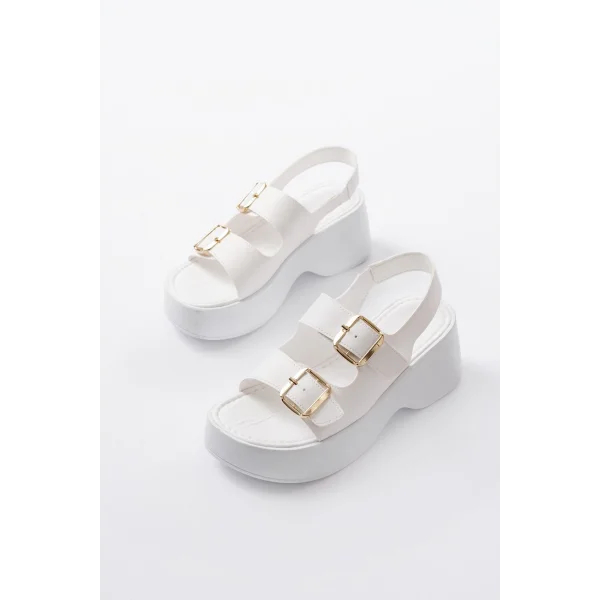 24414-572 Beyaz Tokalı  Günlük Dolgu Topuk Kadın Sandalet