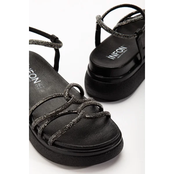 24422-1221 Siyah Dolgu Topuk Kadın Sandalet