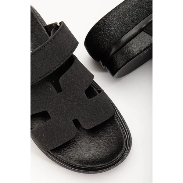 24422-HERMES Siyah Dolgu Topuk Kadın Sandalet