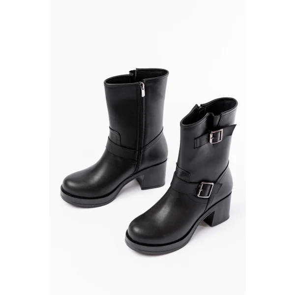 5109-3043 Siyah Toka Aksesuarlı Fermuarlı Kalın Topuklu Günlük Kadın Bot