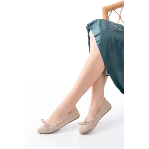 6101 Bej Süet Fiyonklu Günlük Kadın Babet