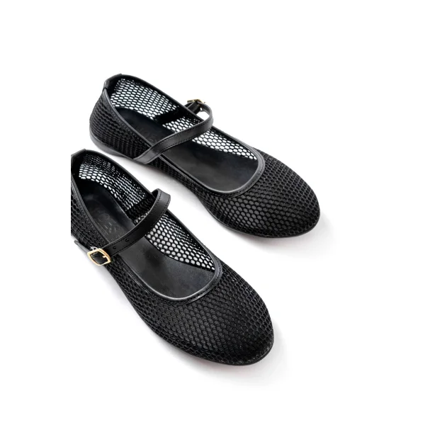 6325 Siyah Fileli Baret Toka Detaylı Günlük Kadın Babet