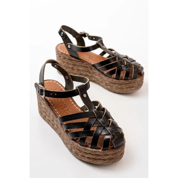 684-02 Siyah Ortopedik Hakiki Deri Dolgu Kadın Sandalet