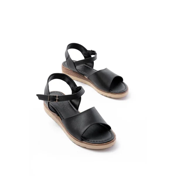 692-500 Siyah Ortopedik Taban Tokalı Kadın Sandalet