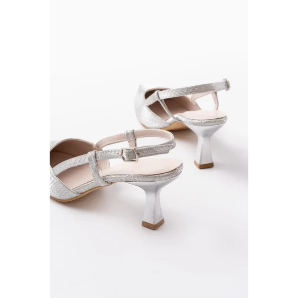 725 Gümüş Pul Desenli Sivri Burunlu  Topuklu Kadın Ayakkabı
