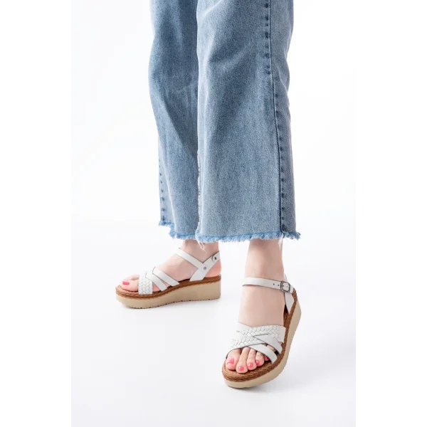 730-138 Beyaz Örgü Hakiki Deri Ortopedik Taban Kadın Sandalet