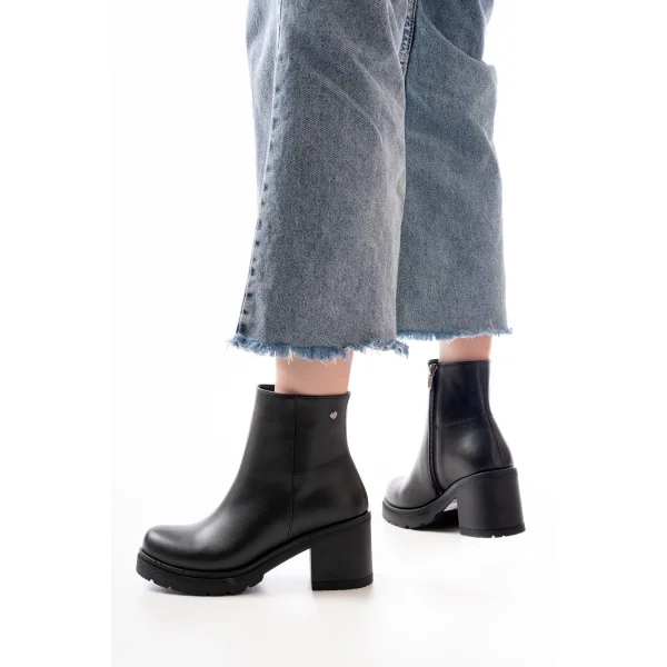 767-3020 Siyah Fermuarlı Kalın Topuklu Günlük Kadın Bot