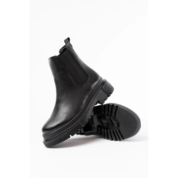 812-2137 Siyah Lastikli Günlük Kadın Bot