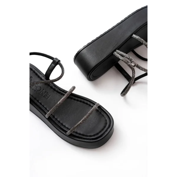 861-1008 Siyah Platin Taşlı Dolgu Topuklu Kadın Sandalet