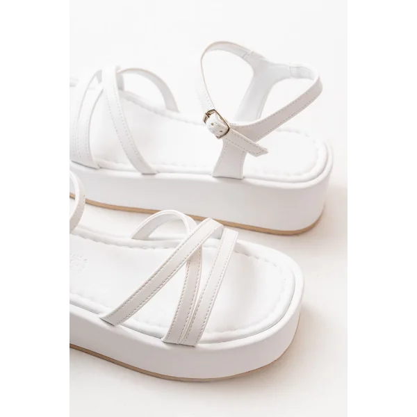861-1016 Beyaz Dolgu Kadın Sandalet