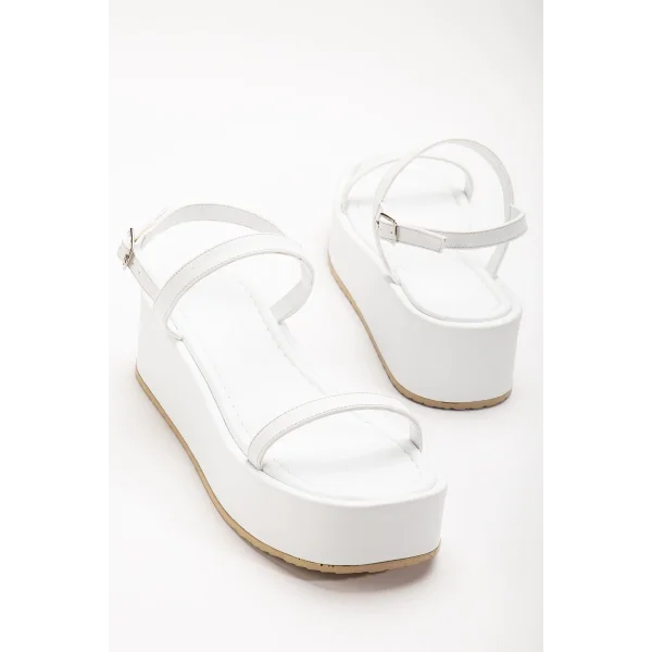 861-1027 Beyaz Dolgu Topuk Kadın Sandalet
