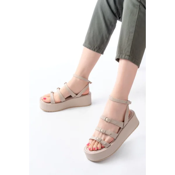 861-1222 Bej Tokalı Bilekten Bağlamalı Dolgu Kadın Sandalet