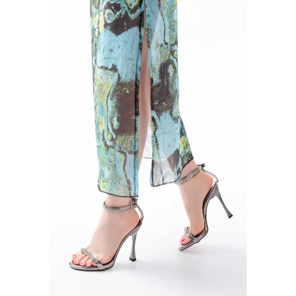 A-30 Platin Taş Aksesuarlı Platformlu Topuklu Kadın Terlik