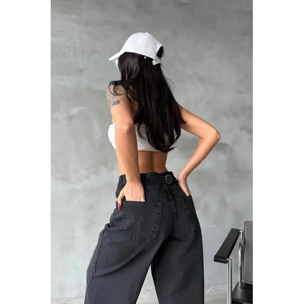 Arkadan tokalı jeans pantolon Siyah